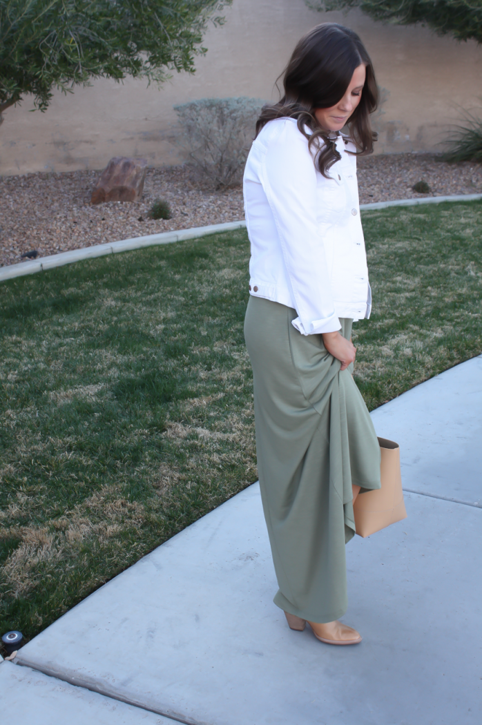 Light Green Hi:Lo Maxi Dress, White Denim Jacket, Tan Mules, Tan Tote, Old Navy, Gap, Dolce Vita, J.Crew 5