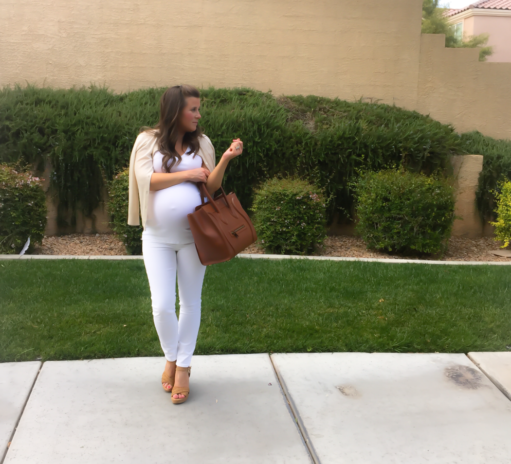 Nordstrom Minimalist Style, White Tee, White Skinny Jeans, Tan Sandals, Cognac Tote, Beige Sweater, Nordstrom 5