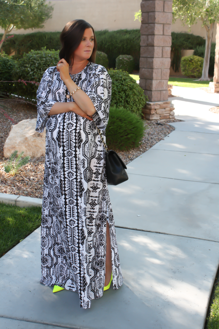 Black and White Printed Caftan, Patent Neon Yellow Heels, Black Chain Strap Quilted Crossbody, Rose Gold Stone Bracelet, Rachel Zoe, A Pea in the Pod, Kate Spade, Chanel, Stella and Dot 17