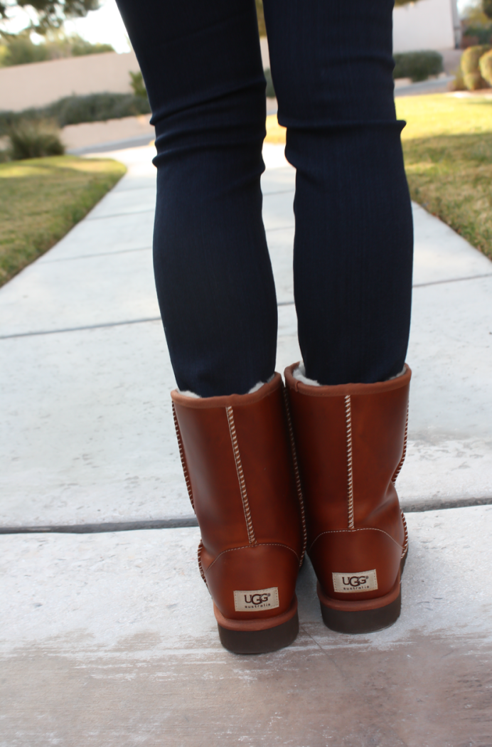 Grey Tunic Sweater, White Tunic Tee, Dark Rinse Skinny Jeans, Short Leather Boots, Plaid Scarf, Red Leather Crossbody, Nordstrom, Paige Jeans, BP, Uggs, Burberry, Chloe 8