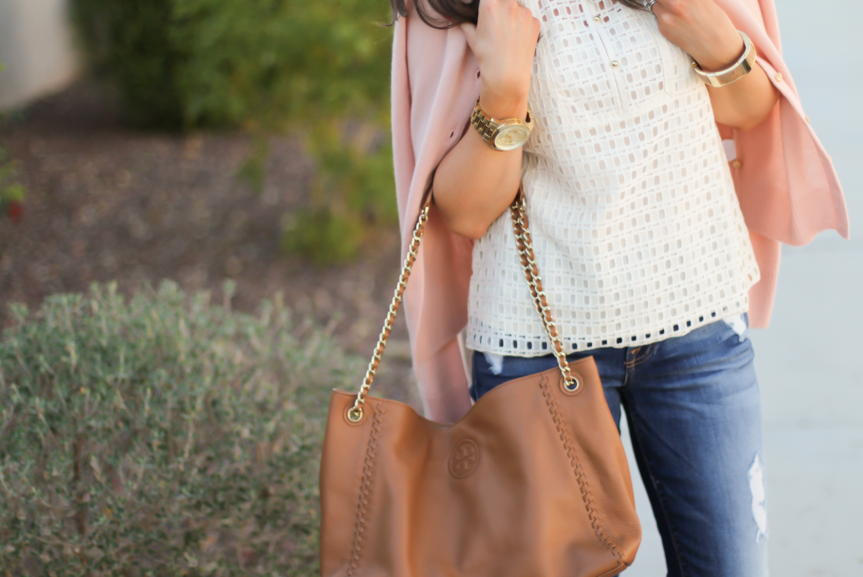 Eyelet Ruffle Sleeve Blouse, Distressed Skinny Jeans, Blush Cashmere Cardigan, Tan Leather Flats, Tan Leather Chain Strap Tote, Banana Republic, 7 for All Mankind, Tory Burch 10