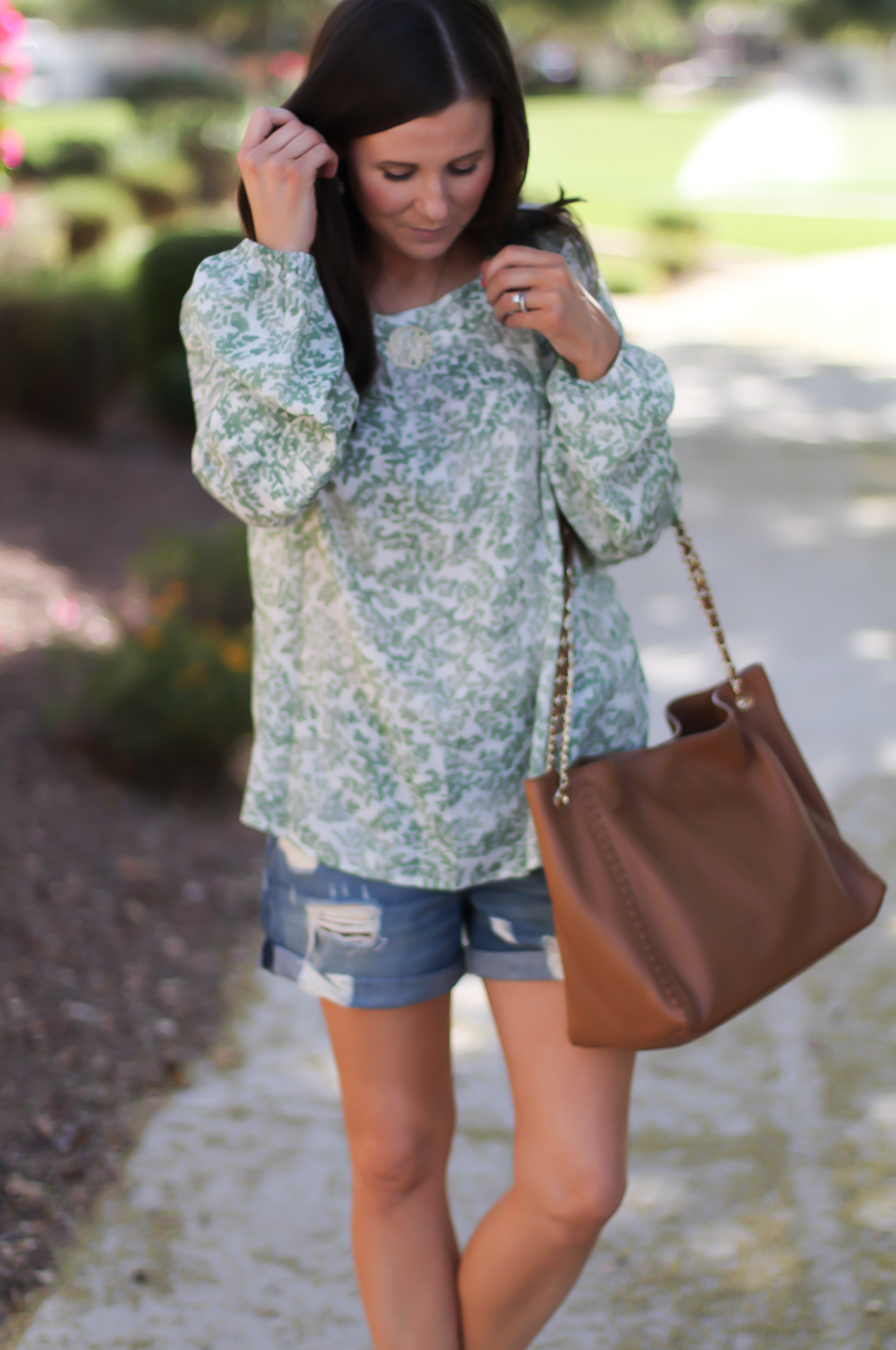 Gren Floral Peasant Blouse, Distressed Denim Shorts, Gladiator Sandals, Tan Chain Strap Tote, Kohls, Lauren Conrad, Rag and Bone, Stuart Weitzman, Tory Burch 9