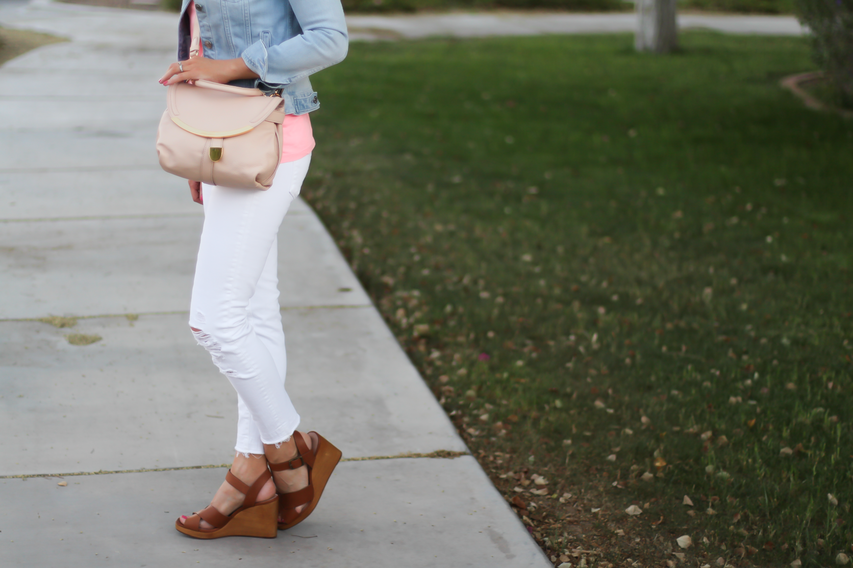 Light Rinse Denim Jacket, Pink Tank, White Distressed Crop Skinny Jeans, Cognac WEdges, Beige Crossbody Bag, J.Crew, J Brand, Madewell, See By Chloe 13