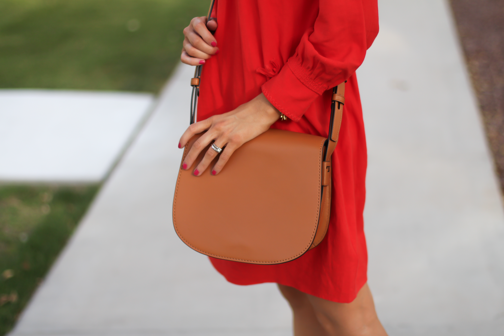 Red Eyelet Dress, Tan Suede Espadrilles, Tan Leather Crossbody Bag, Madewell, Chloe, Tory Burch 13