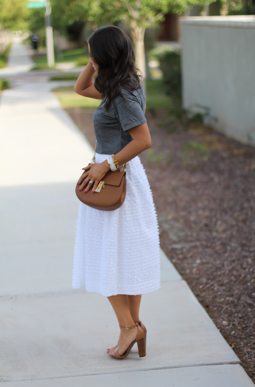 White Midi Skirt, Grey Tee, Tan Strappy Heels, Tan Chain Strap Bag, J.Crew, Madewell, Steve Madden, Chloe 4