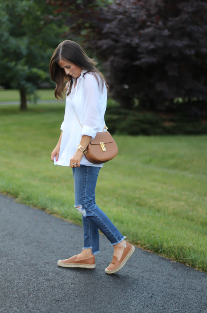 White Summer Tunic Blouse, Distressed Jeans, Tan Leather Espadrille Flats, Tan Chain Strap Crossbody Bag, Loft, Joe's Jeans, Soludos 4