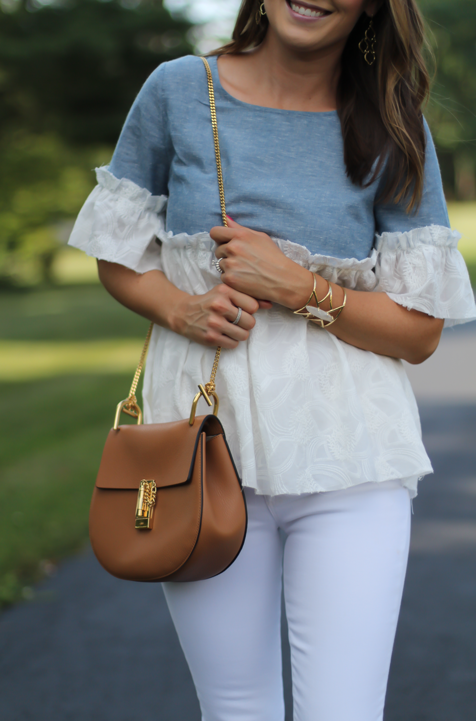 Chambray Ivory Blouse, White Skinny Crop Jeans, Tan Leather Espadrille Flats, Tan Chain Strap Crossbody, Anthropologie, J.Brand, Soludos, Chloe 12