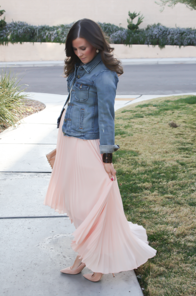 Pink Pleated Skirt + (HUGE!) White Plum Giveaway